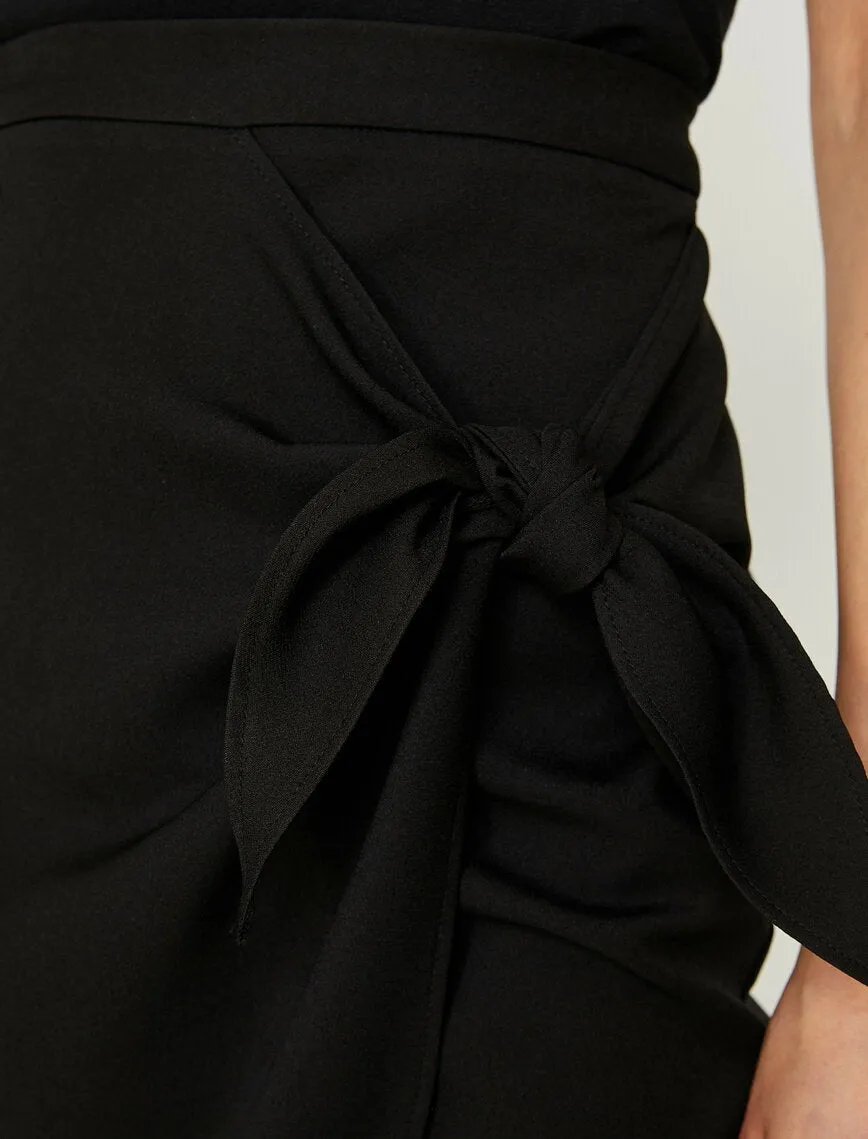 12009 Black Tie Detailed Midi Skirt
