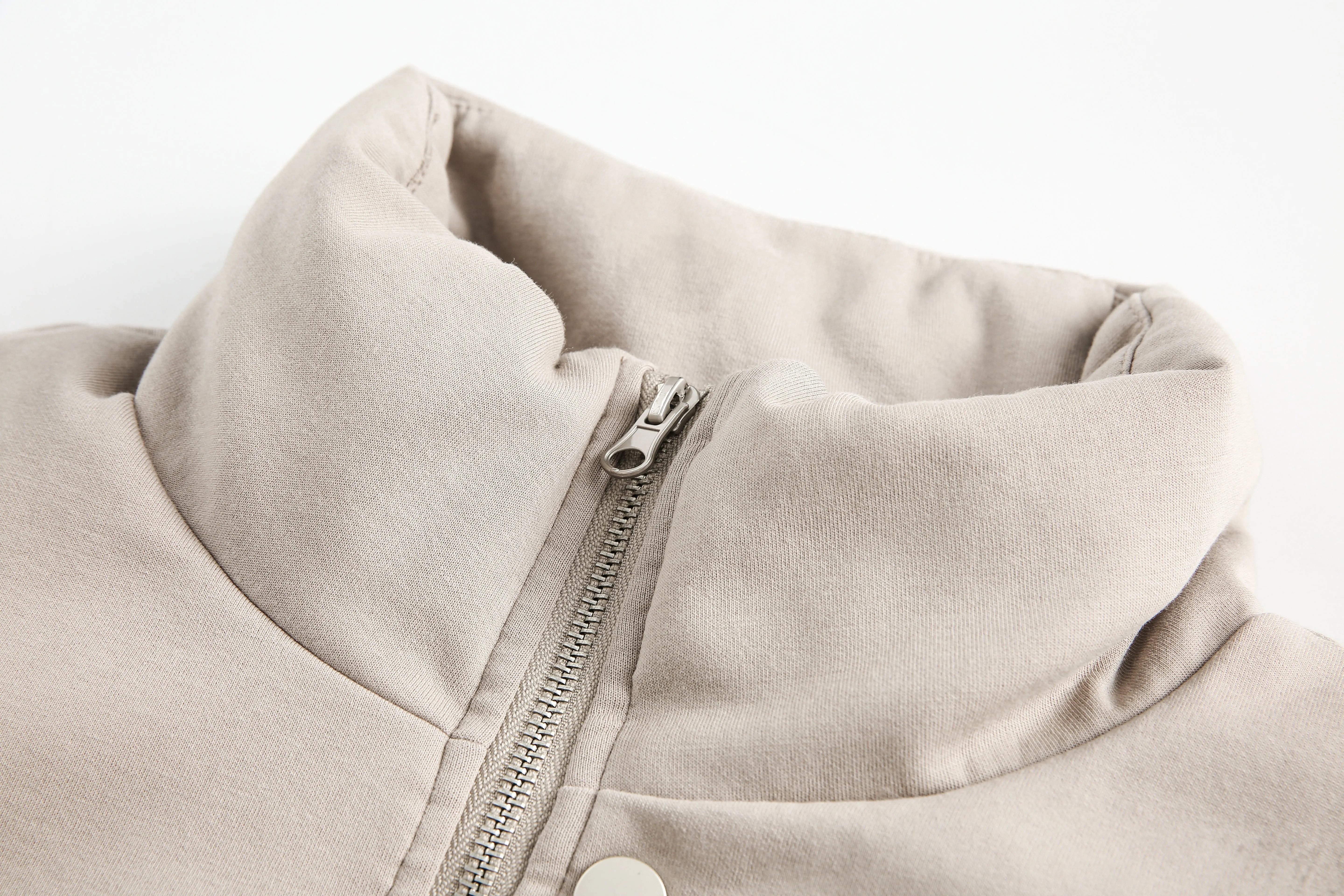 Cozy Haven | Minimalist Beige Puffer Jacket