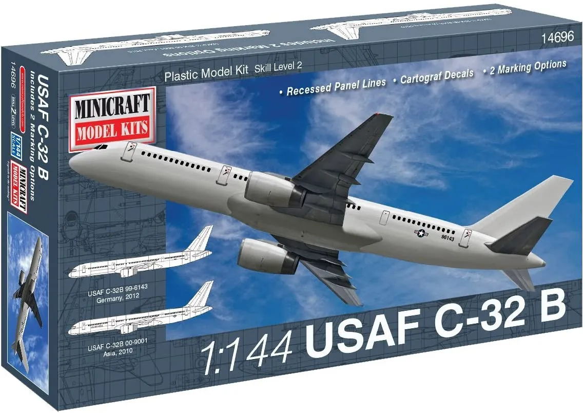 Minicraft 1144 USAF C-32B Model Kit
