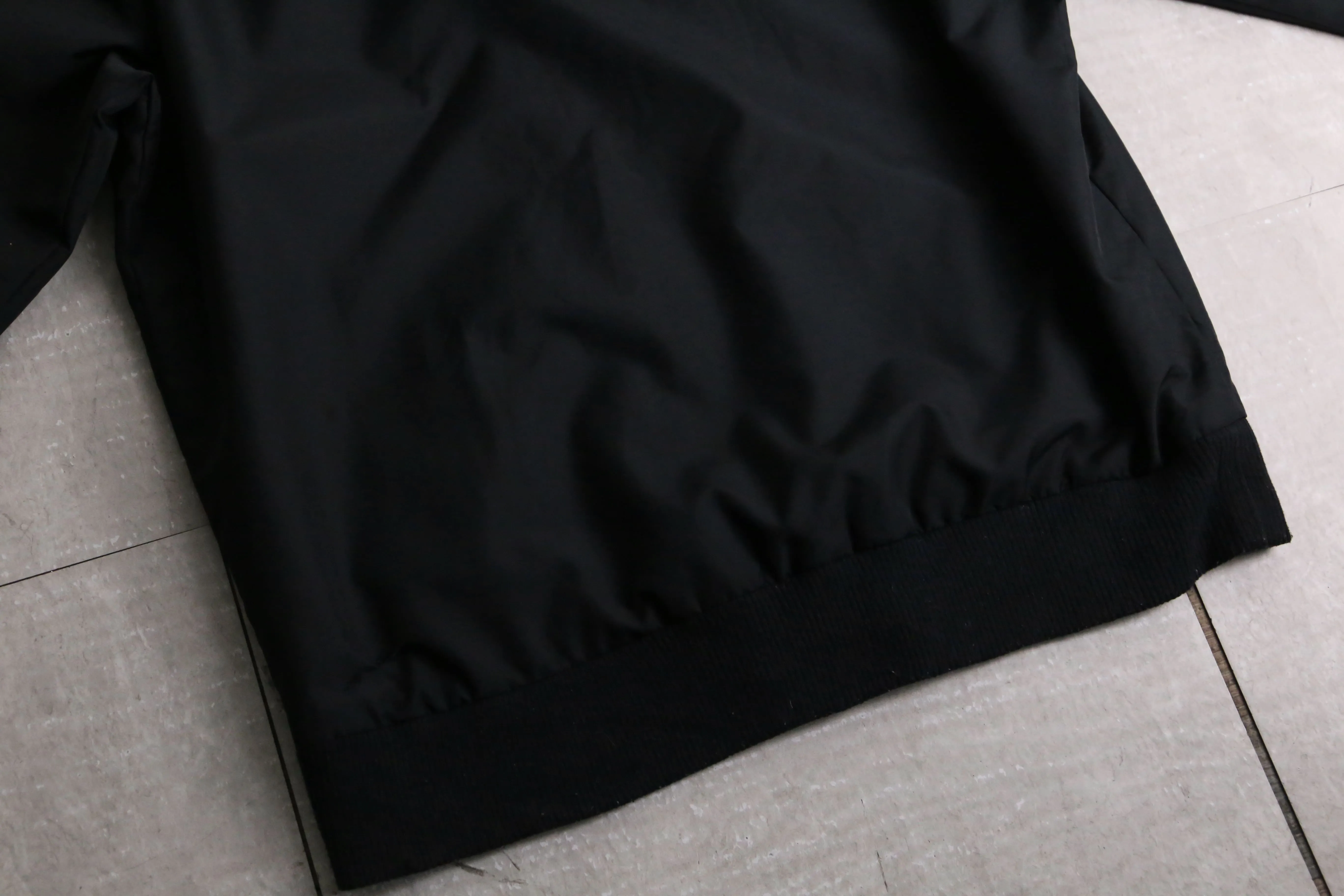 OAKLEY nylon puffer mountain jacket